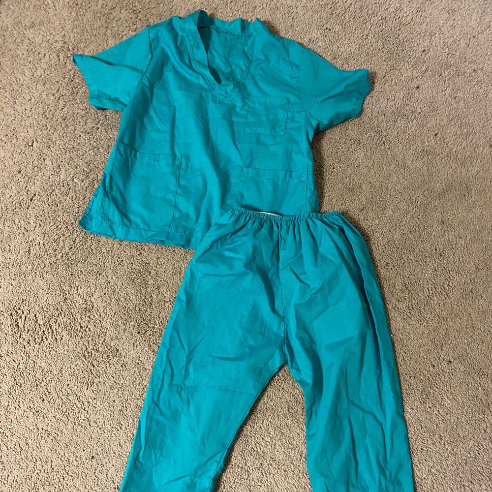 Kids scrubs costume